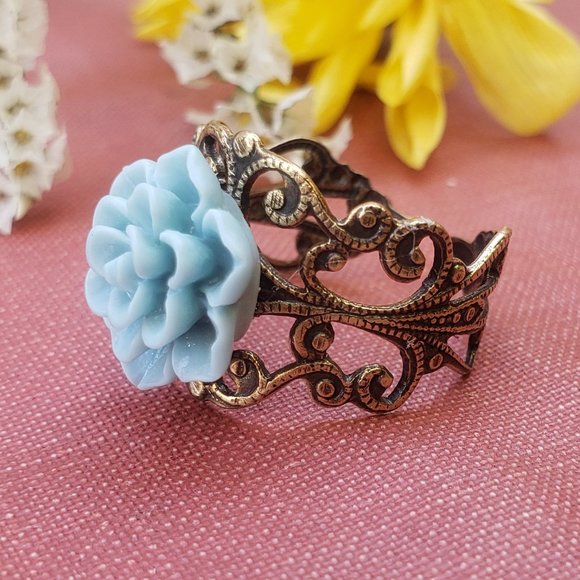 Vintaged Sea Green Lace Ring - Picture 3 of 8